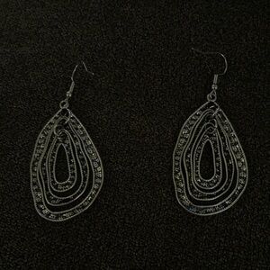 Elegant Silver Teardrop Earrings